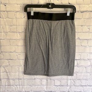 American Eagle outfit Striped Black and White Women's Skirt size Small‎